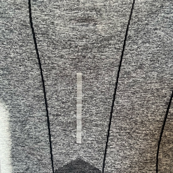 Nike Dri-FIT | Long-Sleeve Training Top - Picture 9 of 10